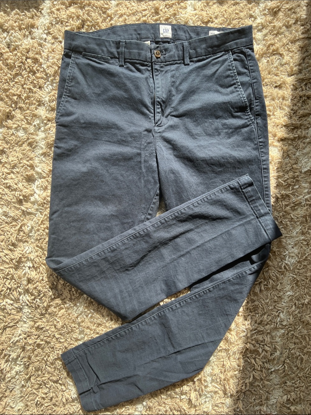 GAP Men's Navy Chino Pants - Skinny Style